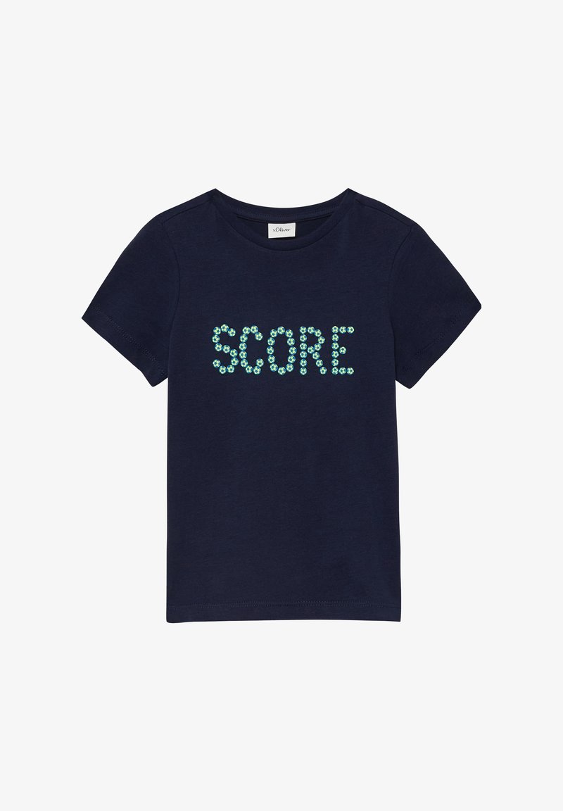 T-shirt bleu marine à manches courtes avec le mot "SCORE" épelé en motifs floraux bleus et verts sur le devant.