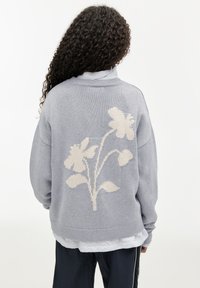 PULL&BEAR - WITH BACK FLOWER - Pullover - light grey Image miniature 1