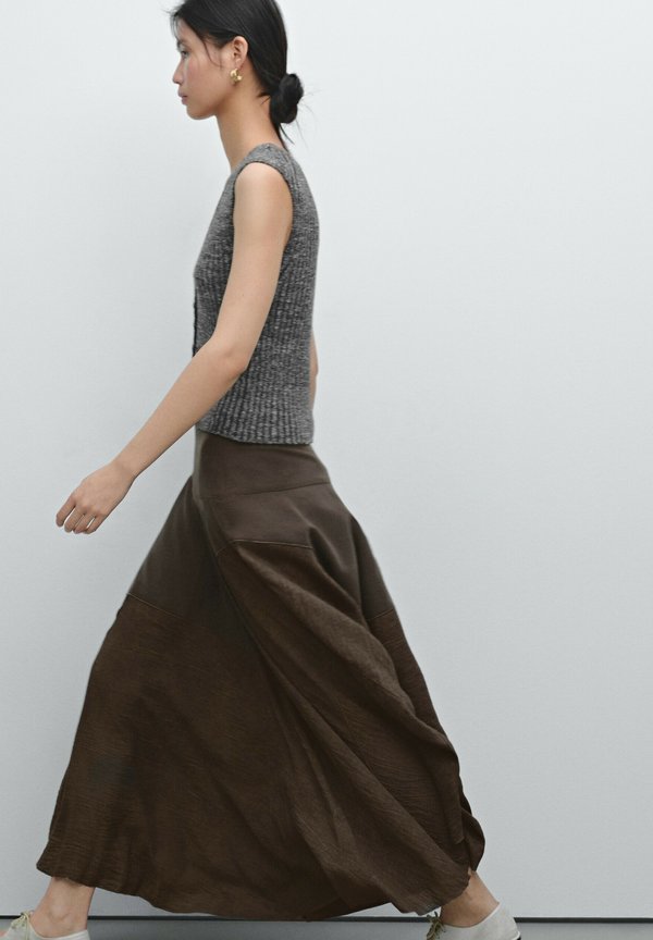 FLOUNCE WITH YOKE DETAIL - Maxi skirt2