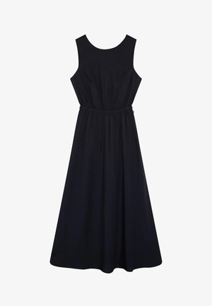 Zwart mouwloze midi-jurk met ronde halslijn en aangezogen taille, die zacht uitloopt naar de zoom.