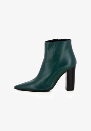 Young Couture by EVITA, DAMEN STIEFELETTE PIA - Stivaletti con tacco - grün