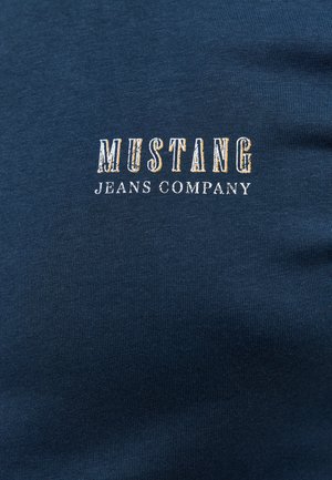 Mustang STYLE AUSTIN - Apdrukāts T-krekls - blau