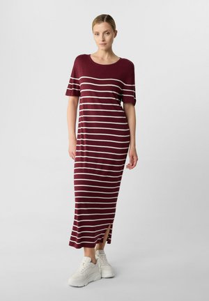 GESTREIFTES -MIDI - Abito in maglia - bordeaux