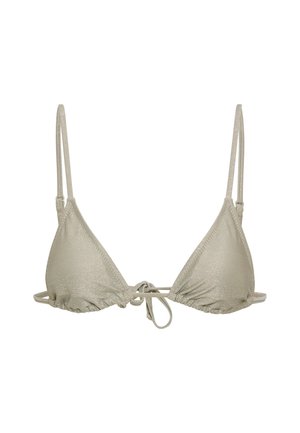 Τριγωνικό τοπ μπικίνι από μεταλλικό ύφασμα σε ανοιχτό ασημί χρώμα. Διαθέτει λεπτές τιράντες, κυματιστά τελειώματα και κεντρικό δέσιμο για ρυθμιζόμενη εφαρμογή.