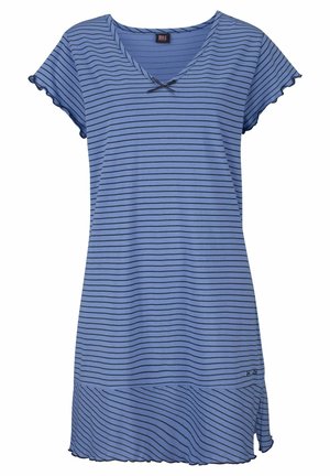 Vestido de rayas azules con mangas cortas con volantes, escote en V y un pequeño lazo en la parte del cuello. Presenta un dobladillo acampanado y en capas.