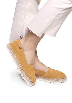 Toni Pons, Espadrilles - tan