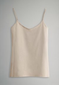 Beige Camisole aus glattem Stoff, mit dünnen Trägern, einem V-Ausschnitt und einem schlichten, geraden Schnitt ohne Muster oder Verzierungen.
