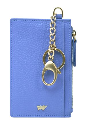 Portafoglio in pelle blu con texture, dotato di una catena e di un clasp dorati. Presenta un logo dorato sulla parte anteriore e un compartimento con zip.