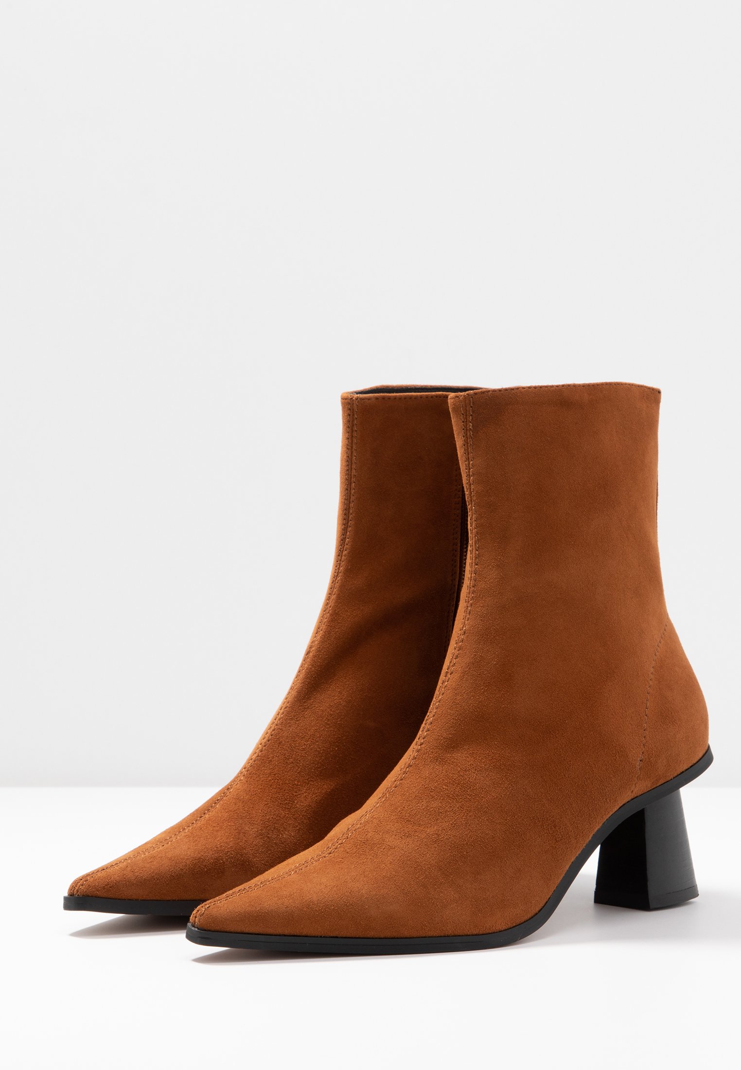 Topshop MAILE POINT BOOT Korte laarzen tan Zalando.nl Topshop MAILE POINT BOOT Korte laarzen tan Zalando.nl