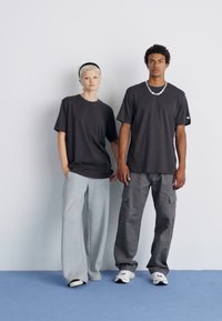 Champion Rochester CREW NECK UNISEX - Basic póló - pha