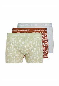 Drei Paare Boxershorts: grün mit weißem Muster, braun mit weißem Blätterdesign und einfarbig weiß. Alle verfügen über elastische Taillenbündchen mit Logo.