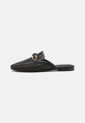 Papuci - black