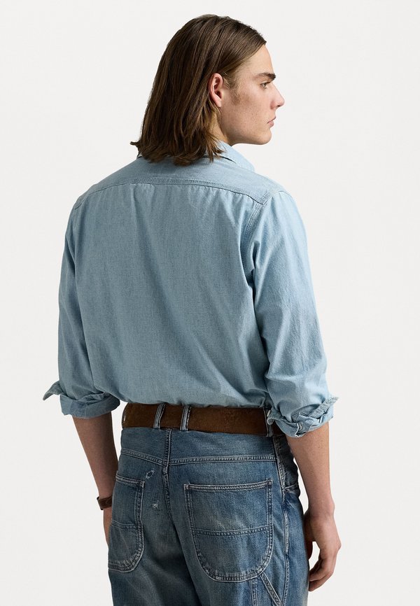 CLASSIC FIT CHAMBRAY WORKSHIRT - Shirt - indigo4