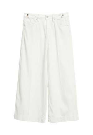 Białe, szerokie, krótkie spodnie z szlufkami na pasek, guzikiem z przodu, zamkiem błyskawicznym i projektem z pięcioma kieszeniami.