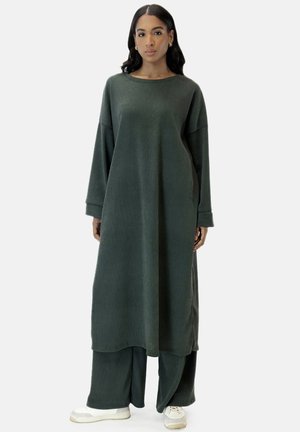 Elara SET - Jumper dress - grün