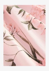 Nevybráno, pink floral print