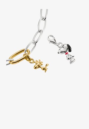 Armband aus Metall in Silber- und Goldtönen mit einer silbernen Snoopy-Figur und einer goldenen Woodstock-Figur, mit glatten Oberflächen und Comic-Motiven.