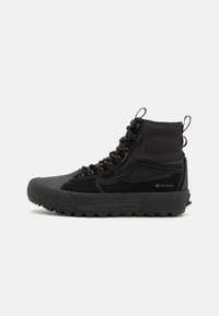 MTE SK8-HI GORE TEX UNISEX - Sneakers alte - blackout