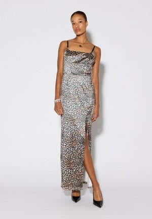SOMETHINGNEW X LAME COBAIN SNLILLIE LEOPARD SATIN MAXI DRESS - Gallakjole - mother of pearl