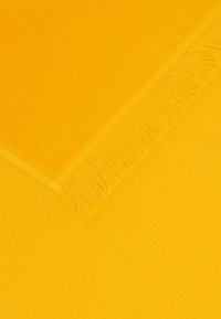 O Bag Rantapyyhe - giallo