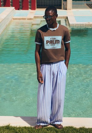 Bershka, SUPERBAGGY STRIPED PANTS - Bukser - light blue