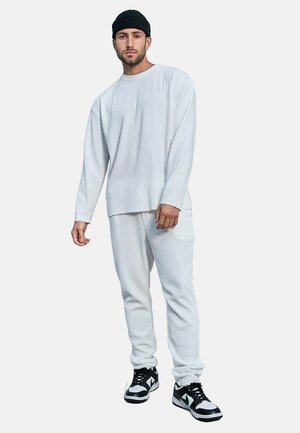ENSEMBLE  - Pullover - blanc