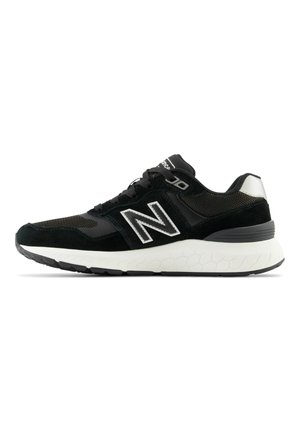 FRESH 880 V6 - Walking trainers - black silver metallic