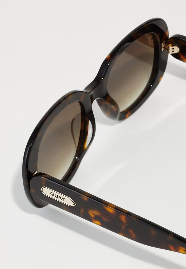 IMPROMPTU - Sunglasses3