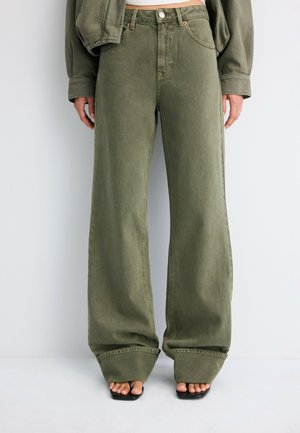Stradivarius, D92 STRAIGHT WIDE JEANS - Wide Leg - mottled dark green