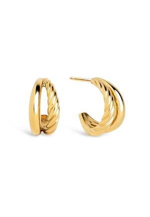 Para polerowanych złotych kolczyków kołowych z oplecionym wzorem liny, jeden pokazany z przodu, drugi z boku z widocznym sztyftem.