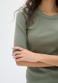 InWear Paprasti marškinėliai - agave green