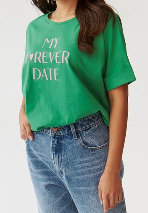 T-shirt con stampa - green