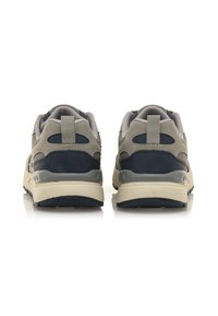 mtng Sneakers basse - gris