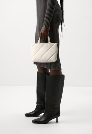 MICRO TOTE  - Borsa a mano - papyrus