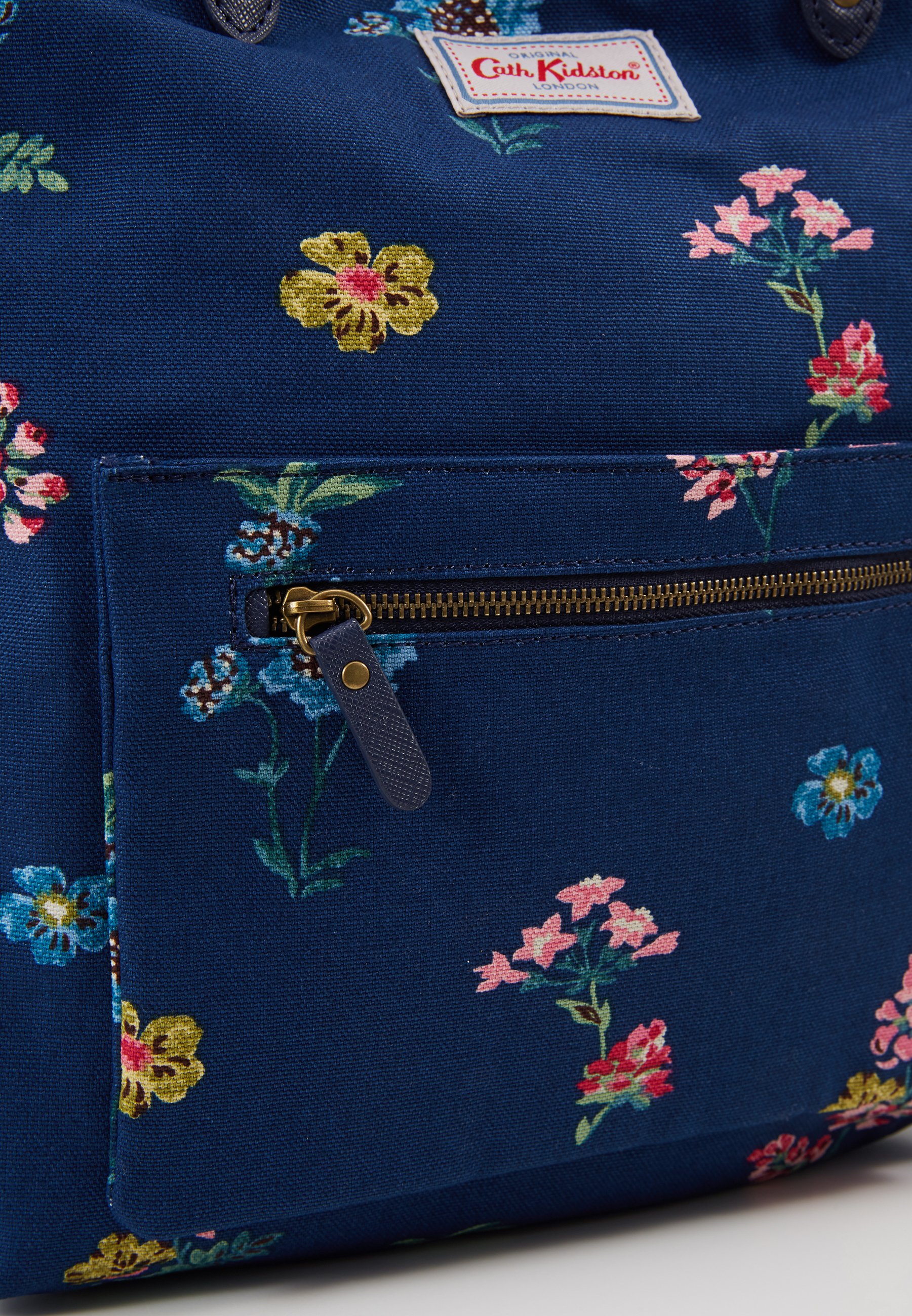 Cath Kidston REVERSIBLE CROSS BODY Skulderveske navy Cath Kidston REVERSIBLE CROSS BODY Skulderveske dusty