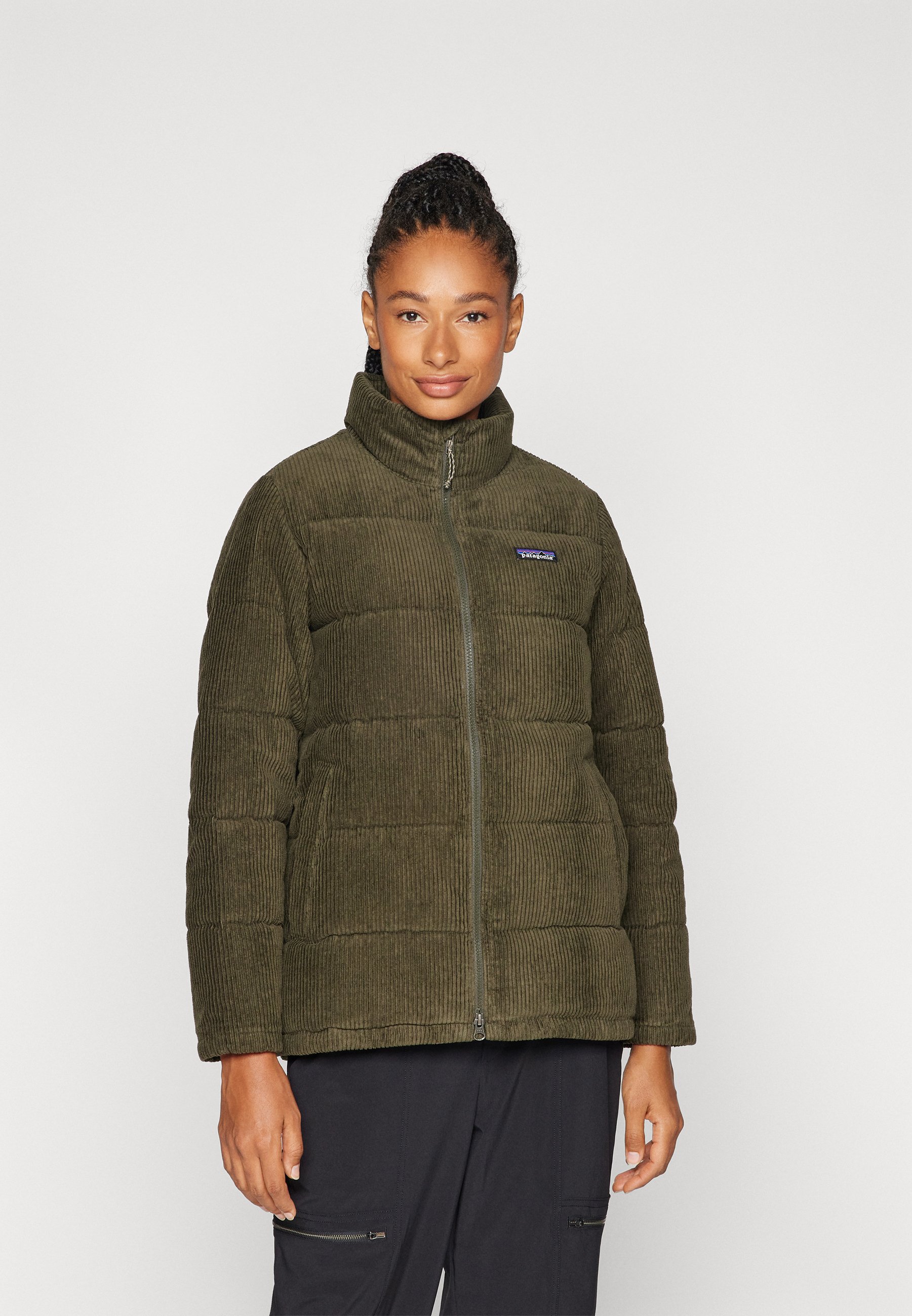 Patagonia CORD FJORD COAT - Down jacket - pine needle green/green 