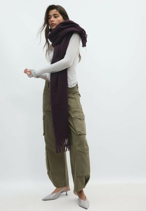 Stradivarius, MID-WEIGHT BASIC SCARF - Écharpe - bordeaux