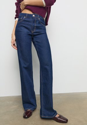 Stradivarius COMFORT - Ravne kavbojke - dark blue