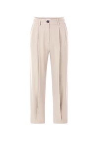 Pantaloni beige su misura con vita alta, davanti plissettato e chiusura con un bottone. Realizzati in tessuto liscio con una sottile texture.