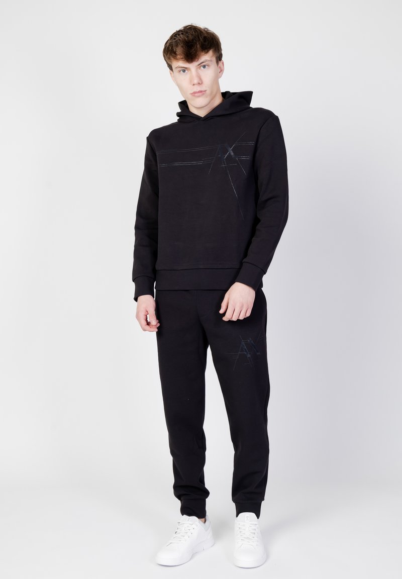 Armani Exchange Sweater zwart Armani Exchange Sweater zwart