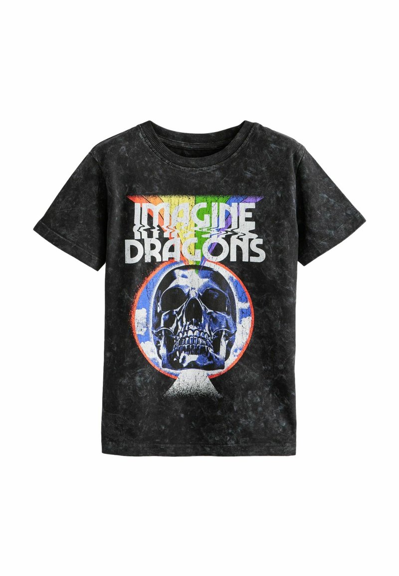 Schwarzes T-Shirt mit kurzen Ärmeln, das ein Schädel-Graphic und den bunten Text "IMAGINE DRAGONS" sowie eine kreisförmige Akzentuierung zeigt. Vintage-Wasch-Textur.