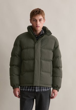 Winterjacke - pineneedle