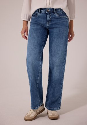 Street One Studio, MID WAIST WIDE LEG JEANS IM LOOSE FIT - Loose Jeans - bright mid blue washed