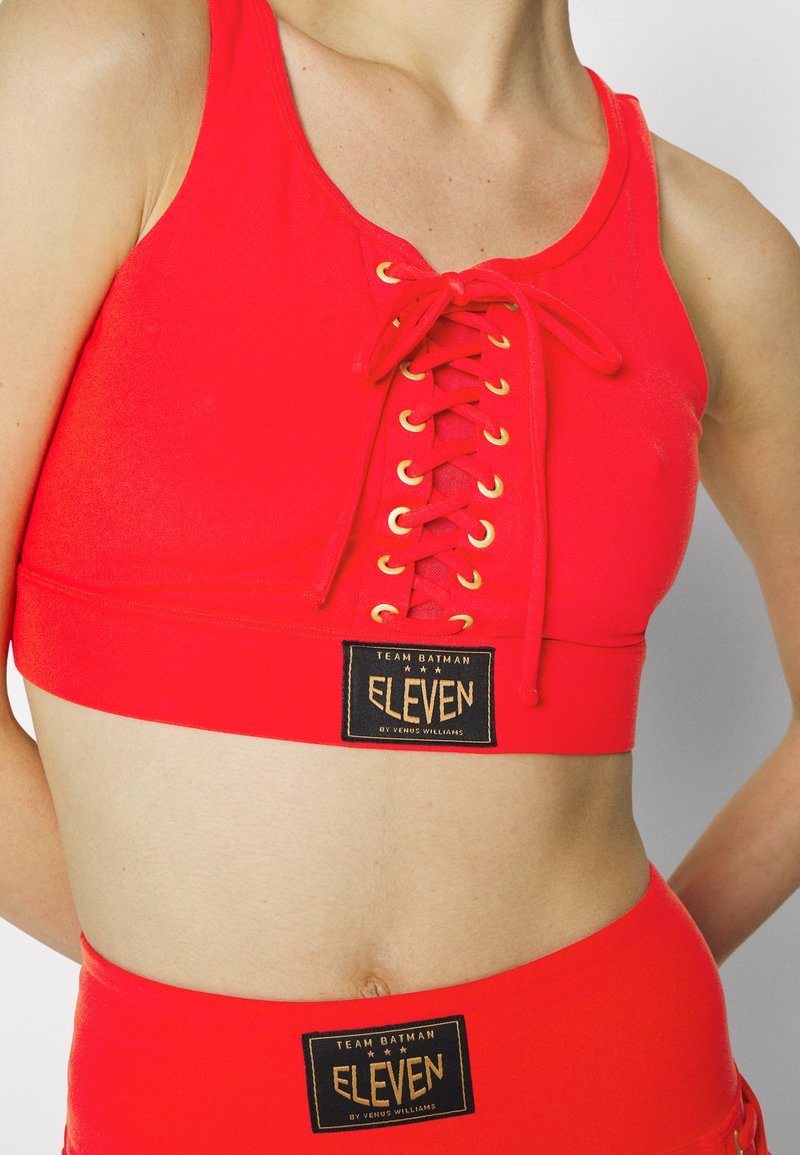Damen Sportbekleidung | EleVen by Venus Williams VENGENCE BRA Sport-BH mit mittlerer Stützkraft lava red/rot - FP99117 Damen Sportbekleidung | EleVen by Venus Williams VENGENCE BRA Sport-BH mit mittlerer Stützkraft lava red/rot - FP99117