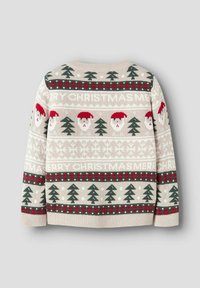 Maglione di Natale lavorato a maglia in crema, con volti di Babbo Natale rossi, alberi verdi e la scritta "BUON NATALE" in un festoso motivo Fair Isle.