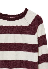 Strickpullover mit horizontalen kastanienbraunen und cremefarbenen Streifen, einem Rundhalsausschnitt und strukturiertem Stoff mit gerippten Akzenten an den Ärmeln und am Saum.