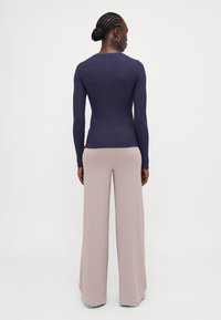 ONLY Tall ONLLINEA O NECK BUTTON - Long sleeved top - night sky melange