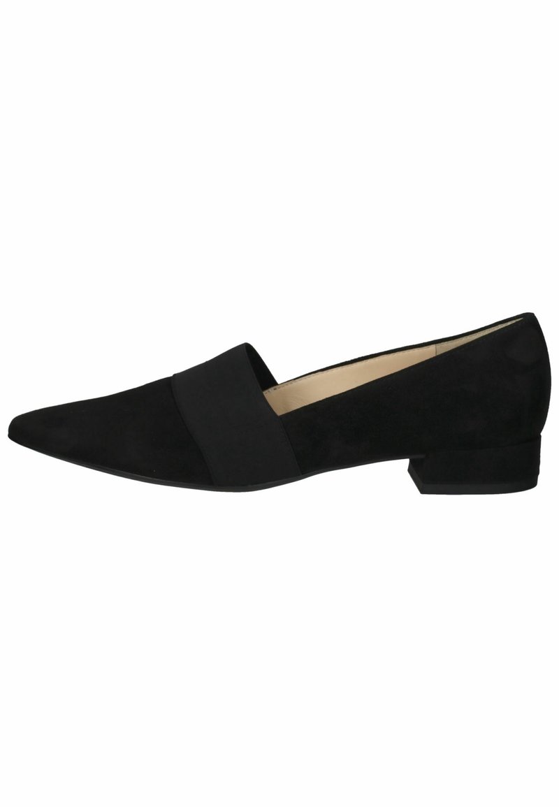 Ballerine noire à bout pointu avec petit talon bloc et large bande élastique au milieu du pied, avec doublure intérieure lisse et extérieur aspect suédé.