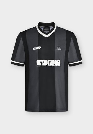 Mads Nørgaard, - T-shirt z nadrukiem