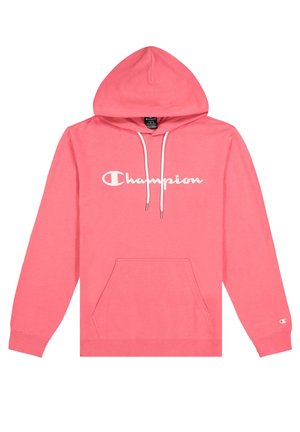 Pinkfarbener Hoodie mit weißen Kordeln, Kängurutasche vorne, weißem Champion-Logo-Schriftzug auf der Brust und kleinem Logo auf dem linken Ärmel.